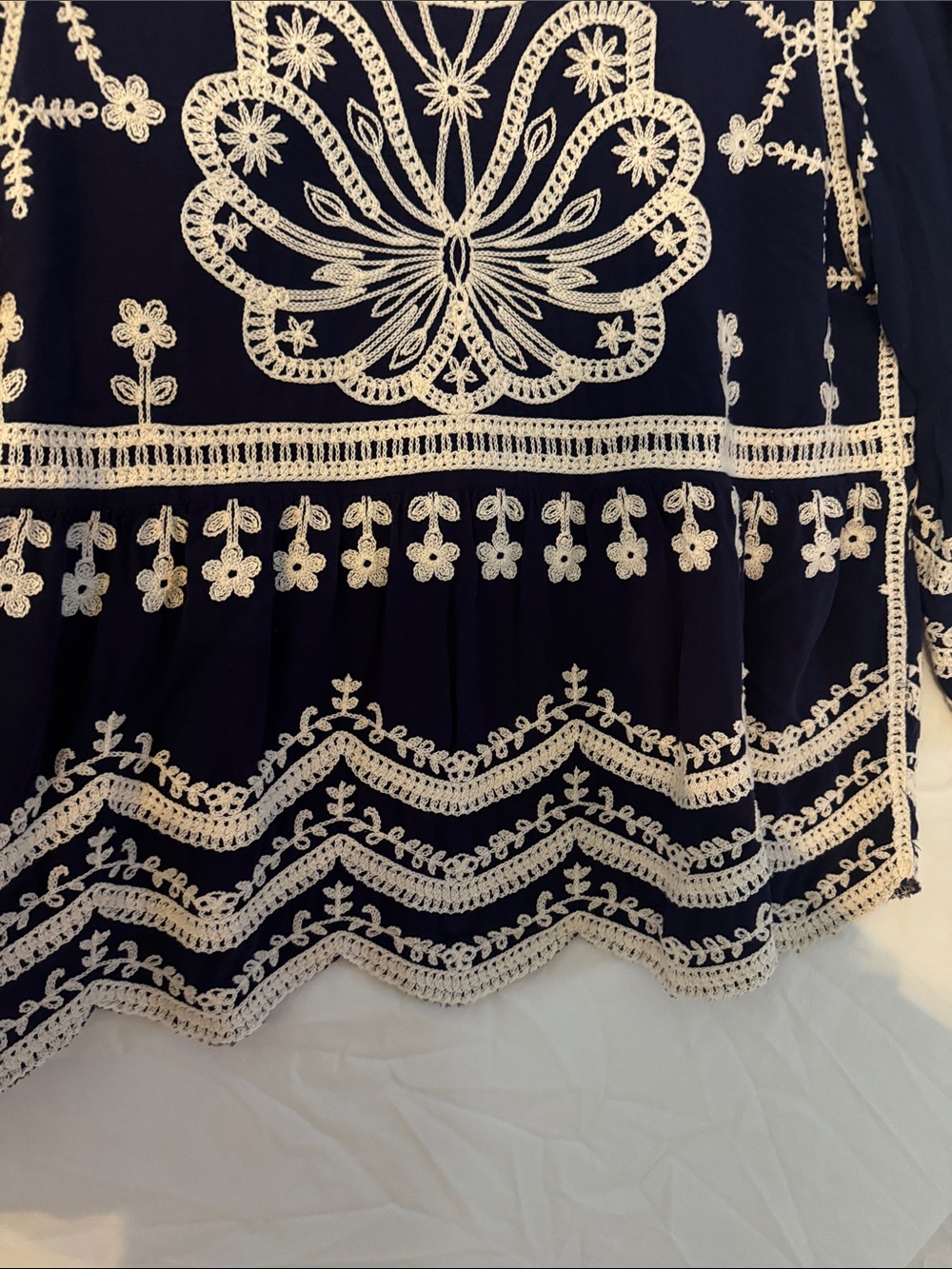 Ana & Rose Embroidered Navy Peasant Scalloped Top with Cream Lace Accents - Picture 5 of 6